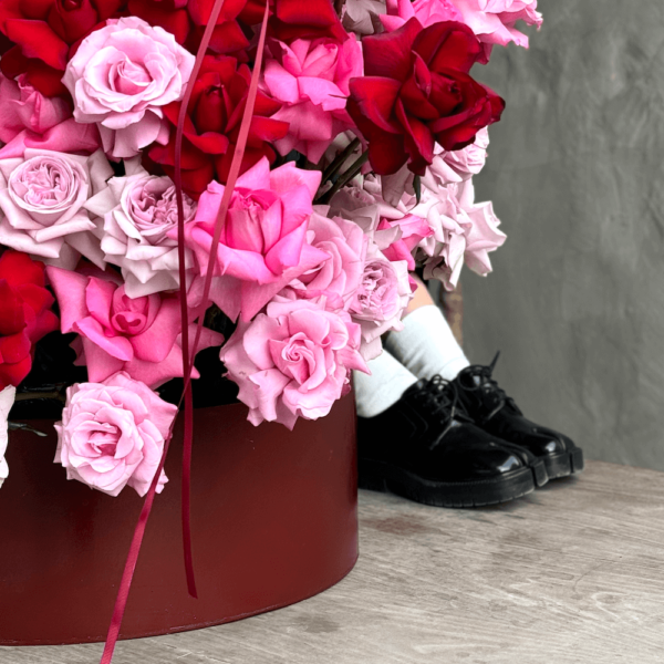 باکس گل رز Valentine's Secret Roses 2024 - Image 6