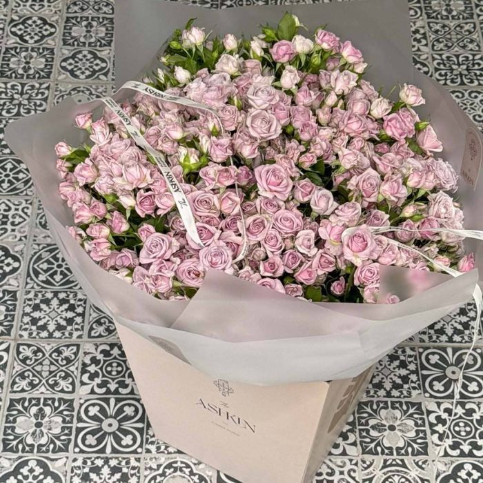 دسته گل رز مینیاتوری یاسی