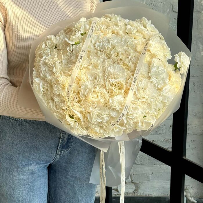 دسته گل میخک ۲۰۰ شاخه سفید