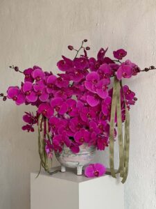 گلدان دستساز سفالی ارکیده شاخه بریده ارغوانی سایز بزرگ